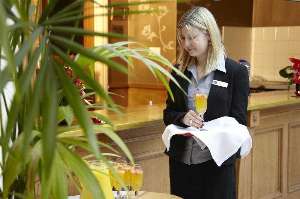 Best Western Cumberland Hotel Harrow Restaurant billede